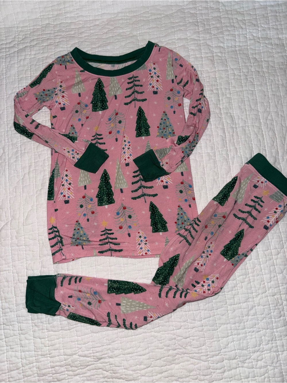 Little Sleepies EUC girlie girl Pink & Dark Green Holiday Tree Pajama Set